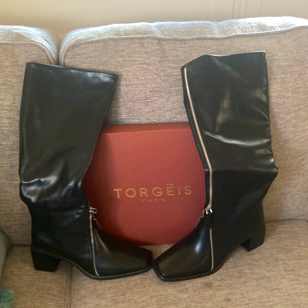Torgēis leather boots